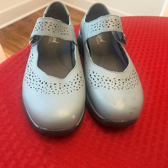 Intrepid Propet Light Blue Mary Jane Shoes - Picture 2 of 5